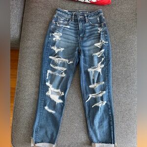 American Eagle Ripped mom ankle Jeans